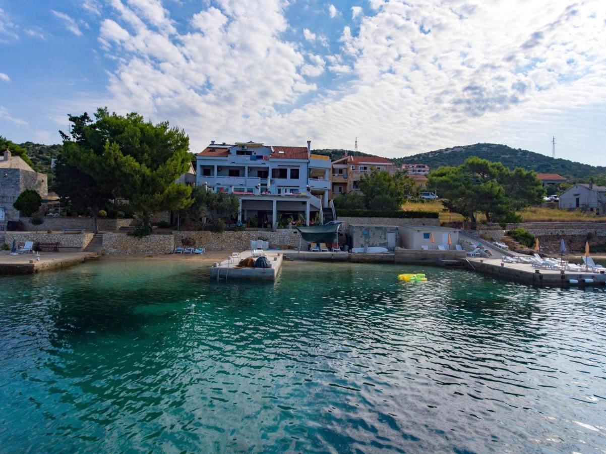 Arka Stara Novalja Exterior foto